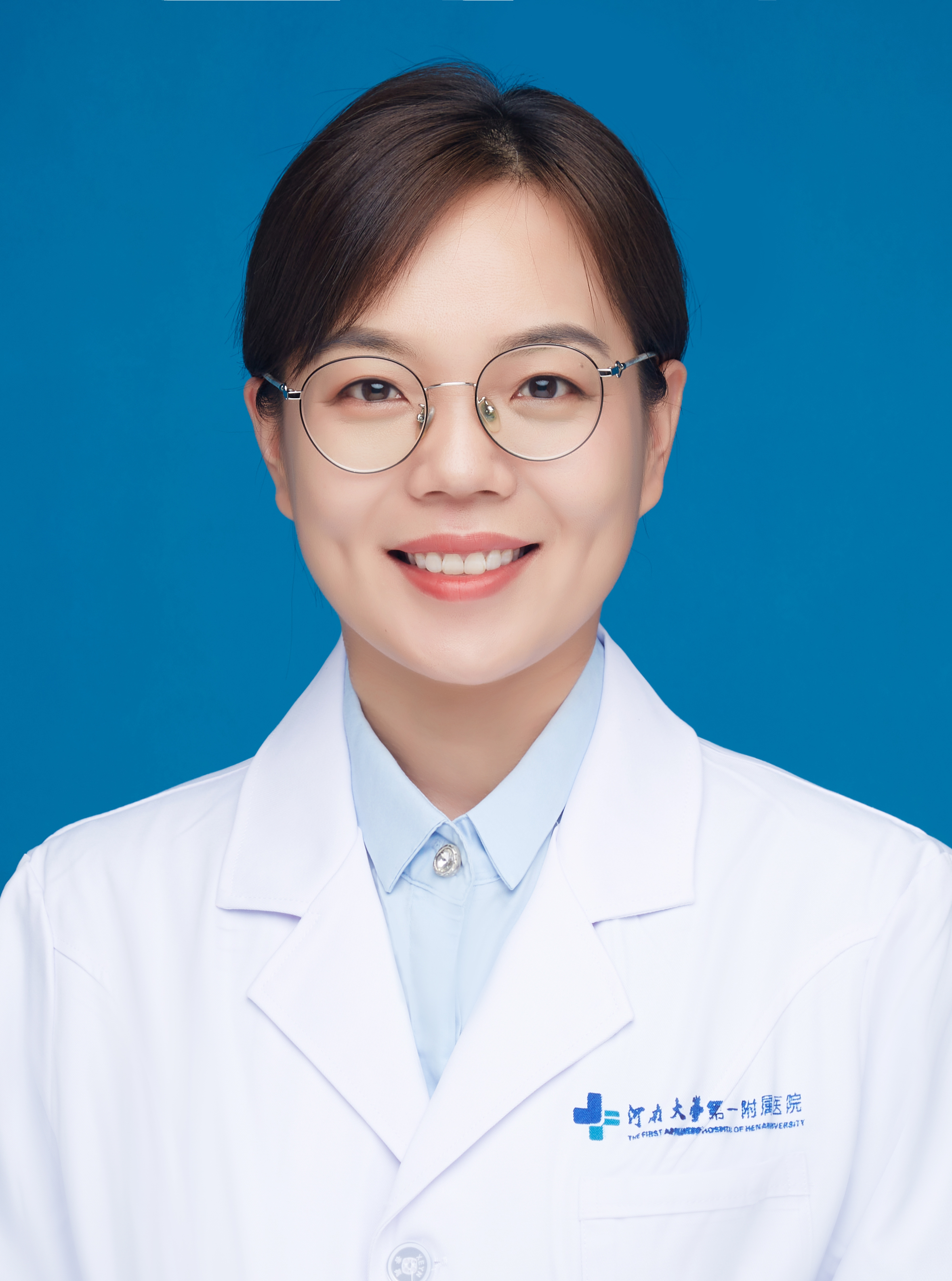 李荟苹
