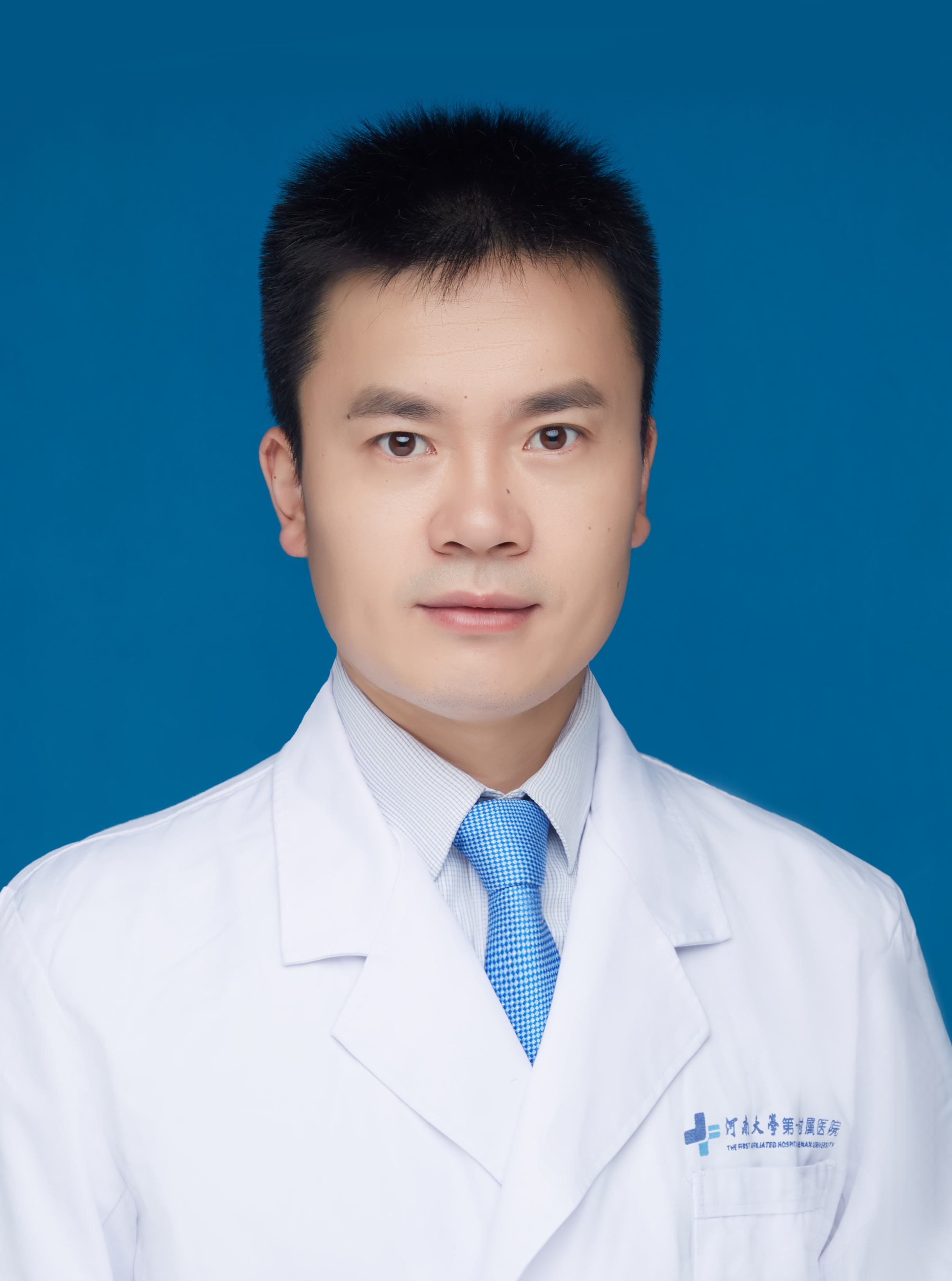 黄志昂