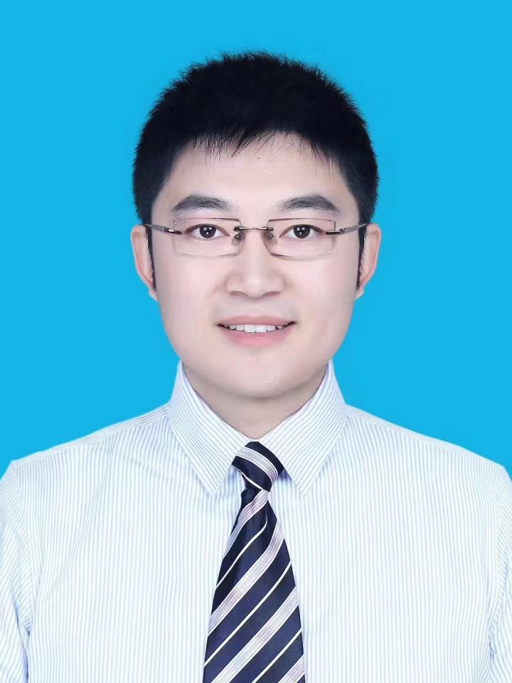 杨忠信